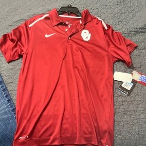Brand new men’s Nike Oklahoma Univeristy polo